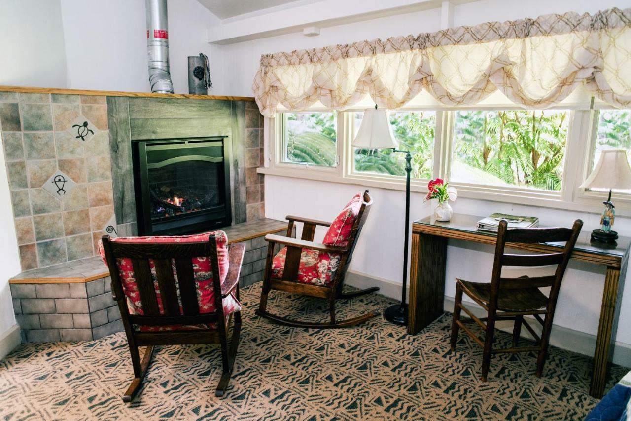 Kilauea Lodge And Restaurant Volcano Kültér fotó